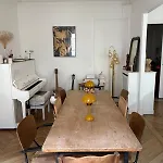 Family Near Marais In Oberkampf *